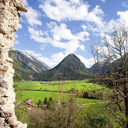 Apartment In Neukirchen With A Balcony Neukirchen am Großvenediger エクステリア 写真