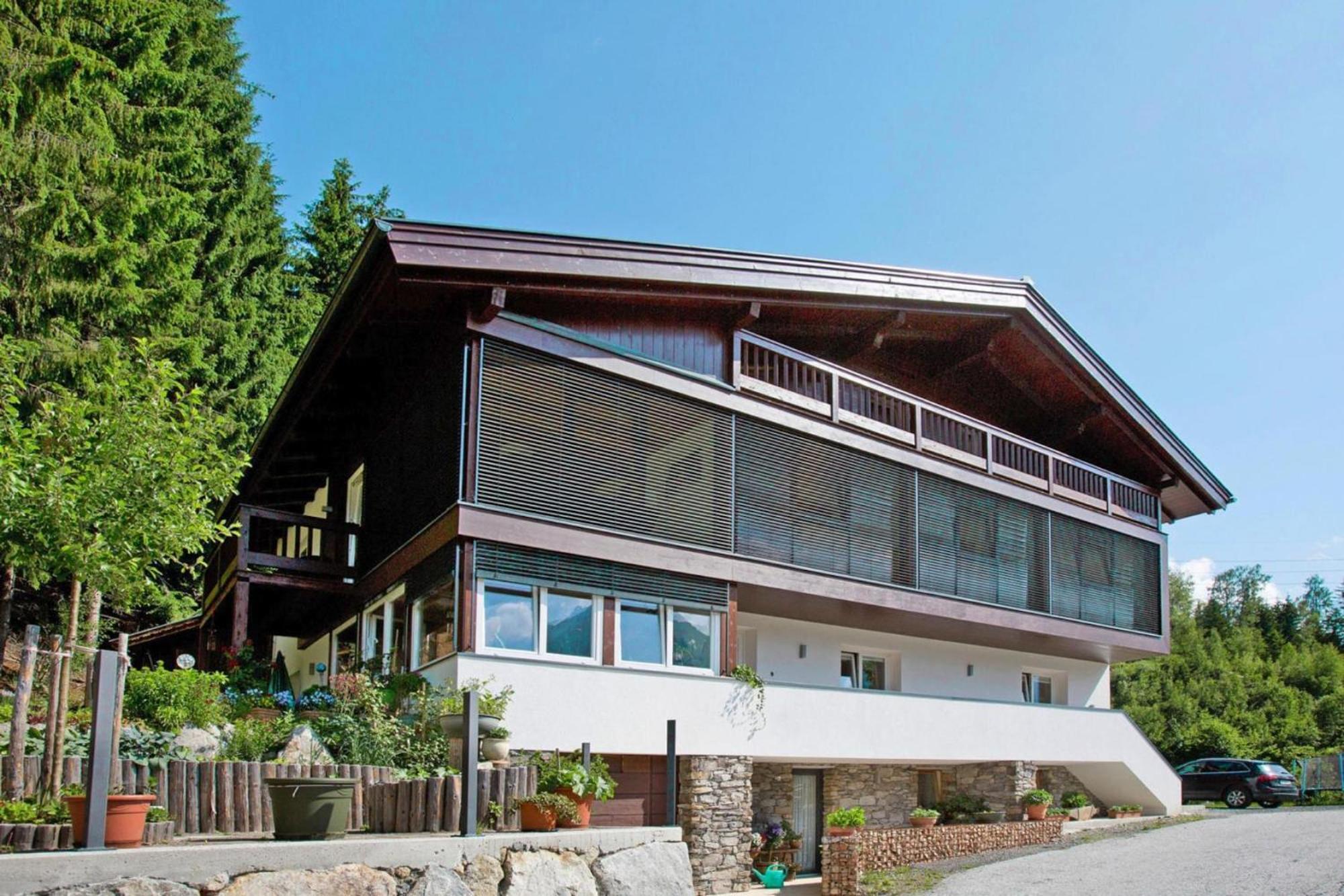 Apartment In Neukirchen With A Balcony Neukirchen am Großvenediger エクステリア 写真