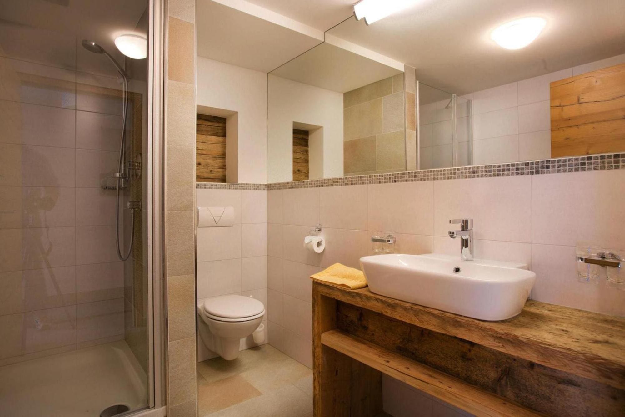 Apartment In Neukirchen With A Balcony Neukirchen am Großvenediger エクステリア 写真